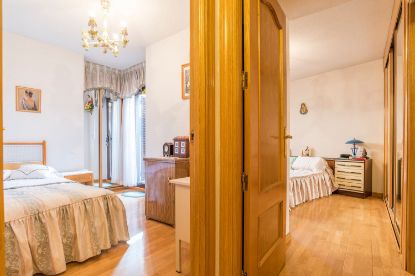 Picture of Apartment for sale, Usera - Almendrales, Madrid