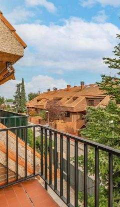 Picture of Semi-detached house in El Plantio, Madrid