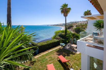 Picture of Frontline beach villa with panoramic sea views in Estepona