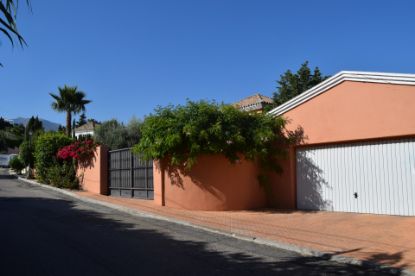 Picture of Villa with sea views in Estepona