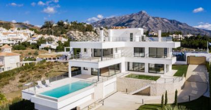 Picture of Brand new villa with panoramic sea views in Nueva Andalucia