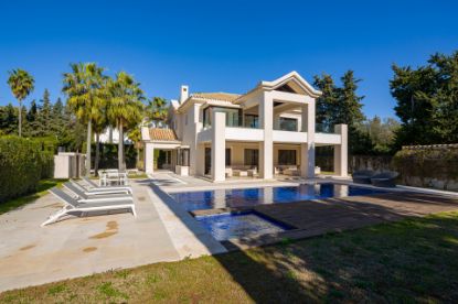 Picture of Beachside villa with private terrace in Marbella Golden Mile