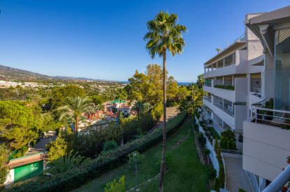 Picture of Duplex Penthouse in Nueva Andalucia