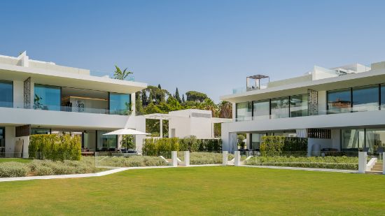 Picture of Semi Detached Villa in Marbella Golden Mile