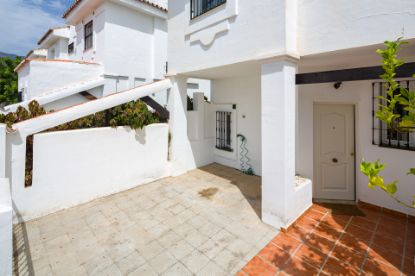 Picture of Semi Detached House in Los Naranjos, Nueva Andalucia