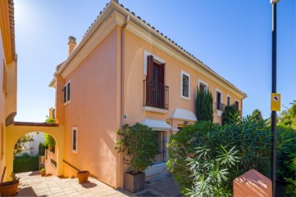 Picture of Semi Detached House in La Carolina, Marbella Golden Mile